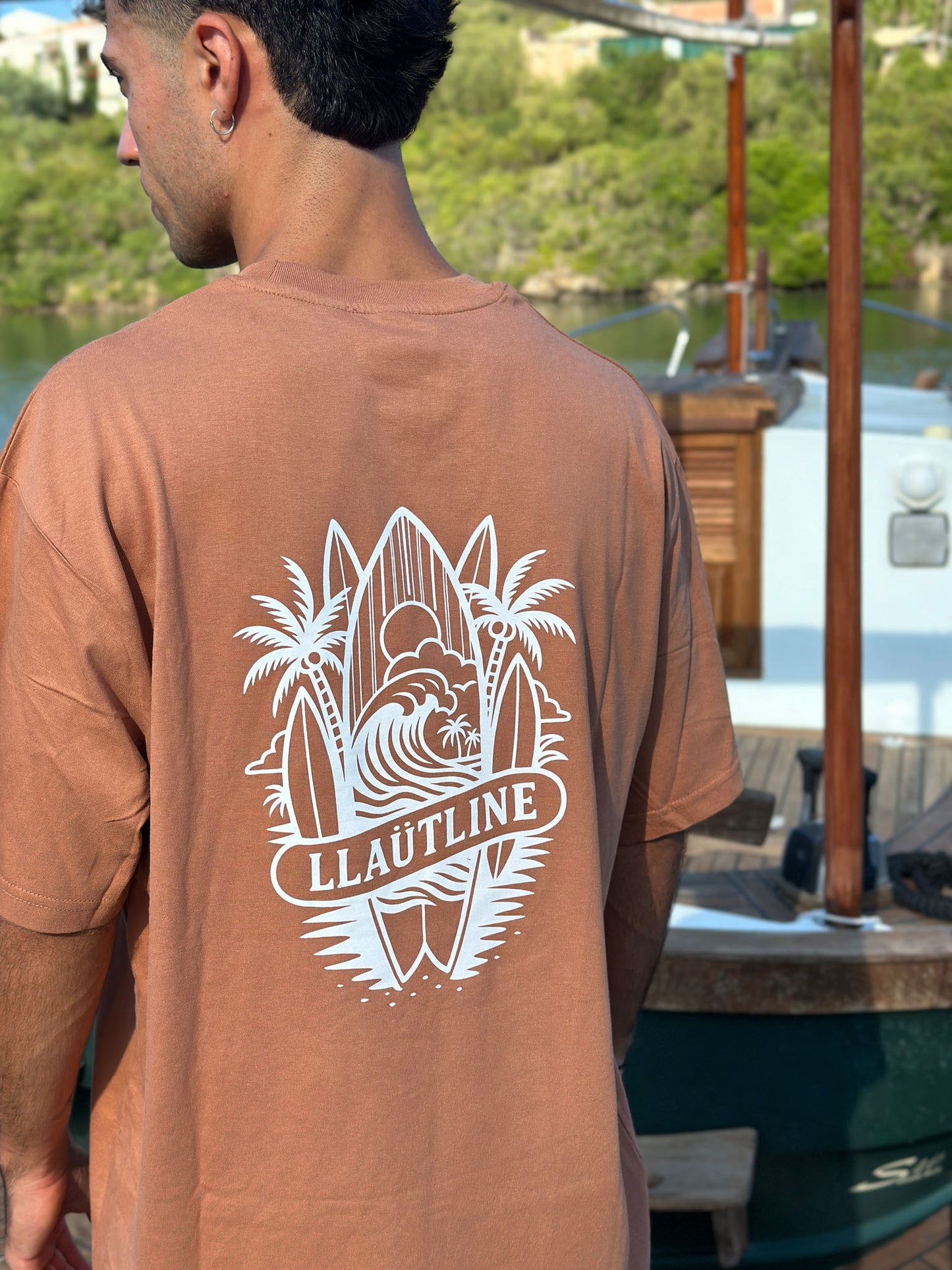 Camiseta Oversize color tierra | Llaüt Line Urban | Estilo Náutico Mediterráneo