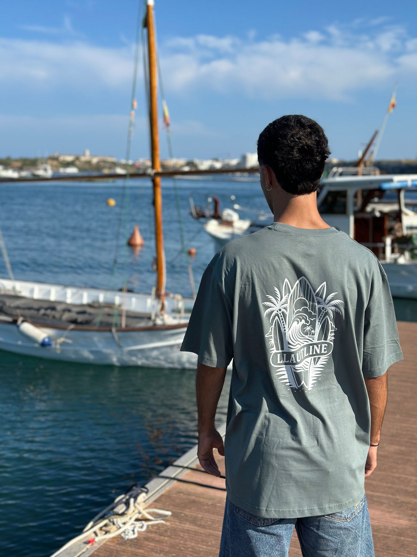 Camiseta Oversize color verde| Llaüt Line Urban | Estilo Náutico Mediterráneo