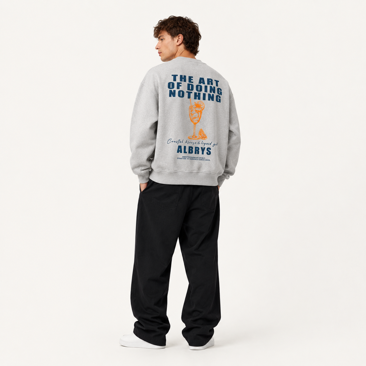 Sudadera crewneck GREY APEROL de Albrys Brand en color gris con diseño de aperitivo mediterráneo, imagen 2.
