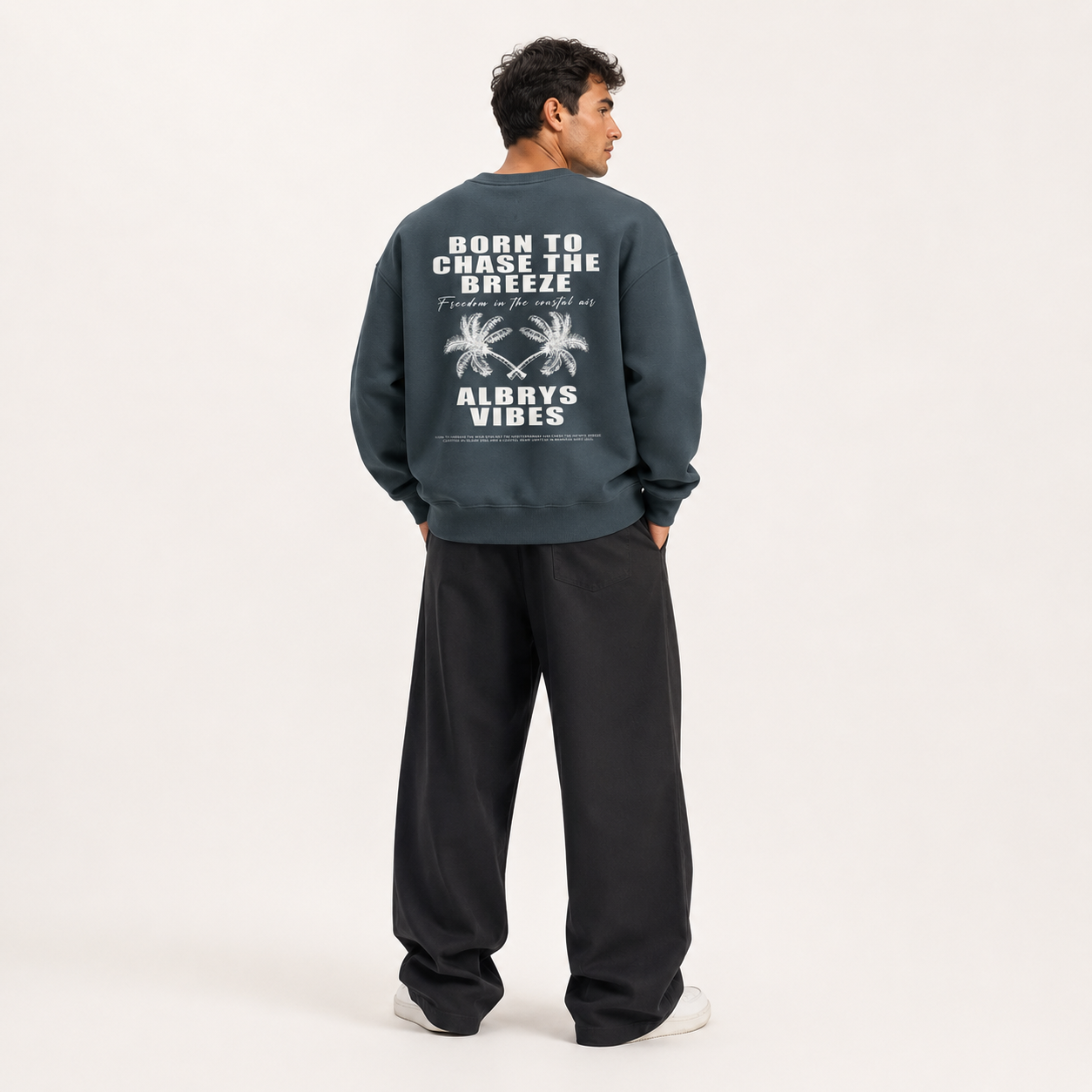 AMALFIL PALM TREES CREWNECK