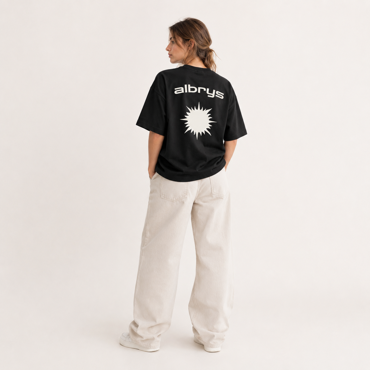 BLACK MEDITERRANEAN SUN TEE