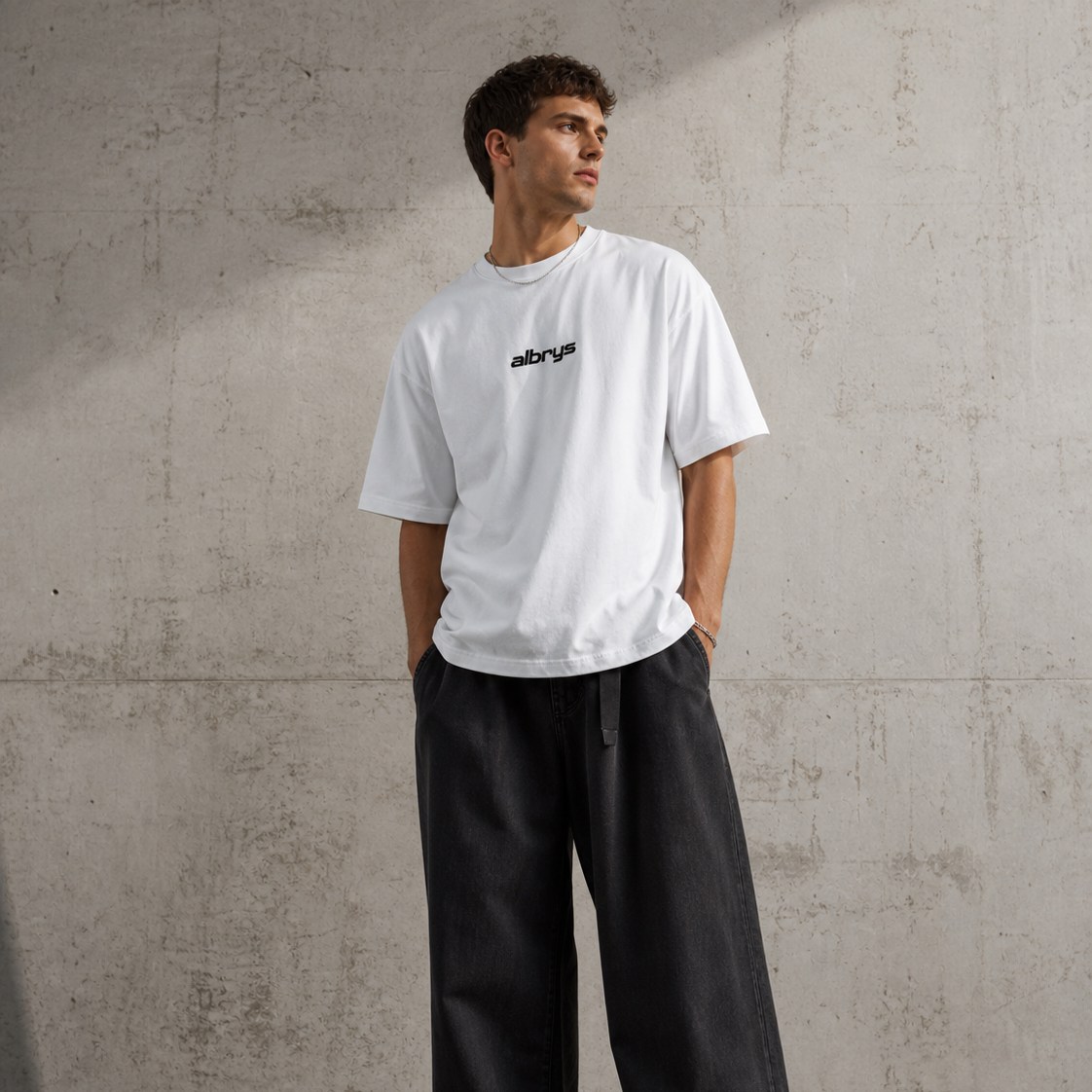 Camiseta oversize Albrys Brand blanco diseño Essential imagen 2
