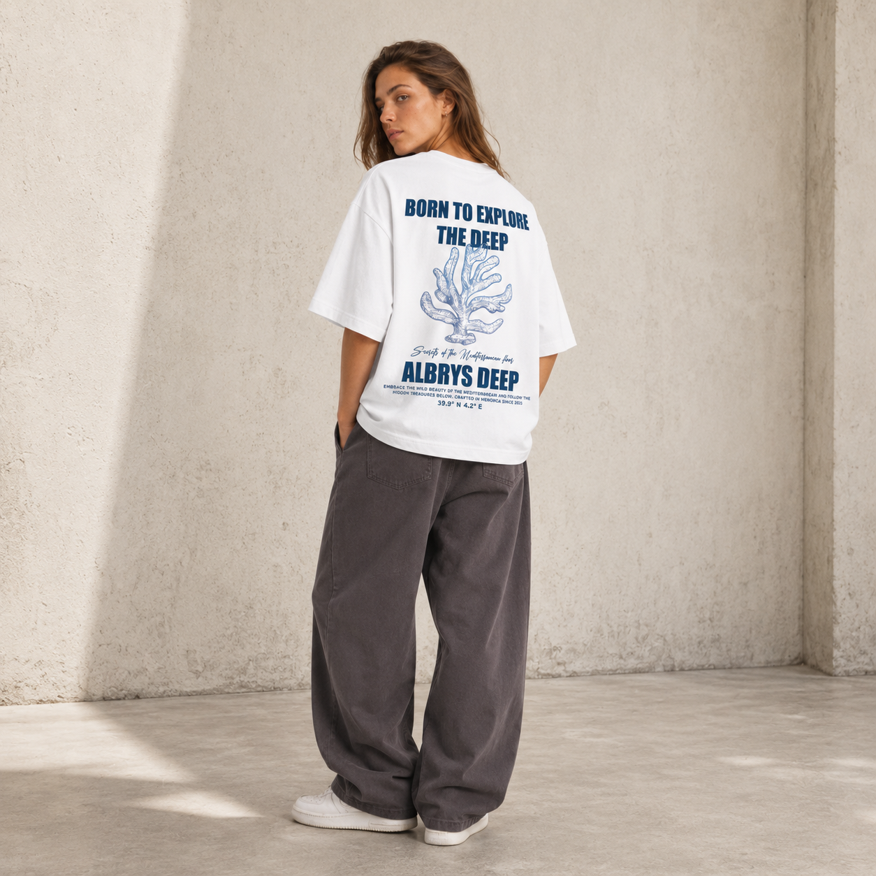 WHITE CORAL TEE