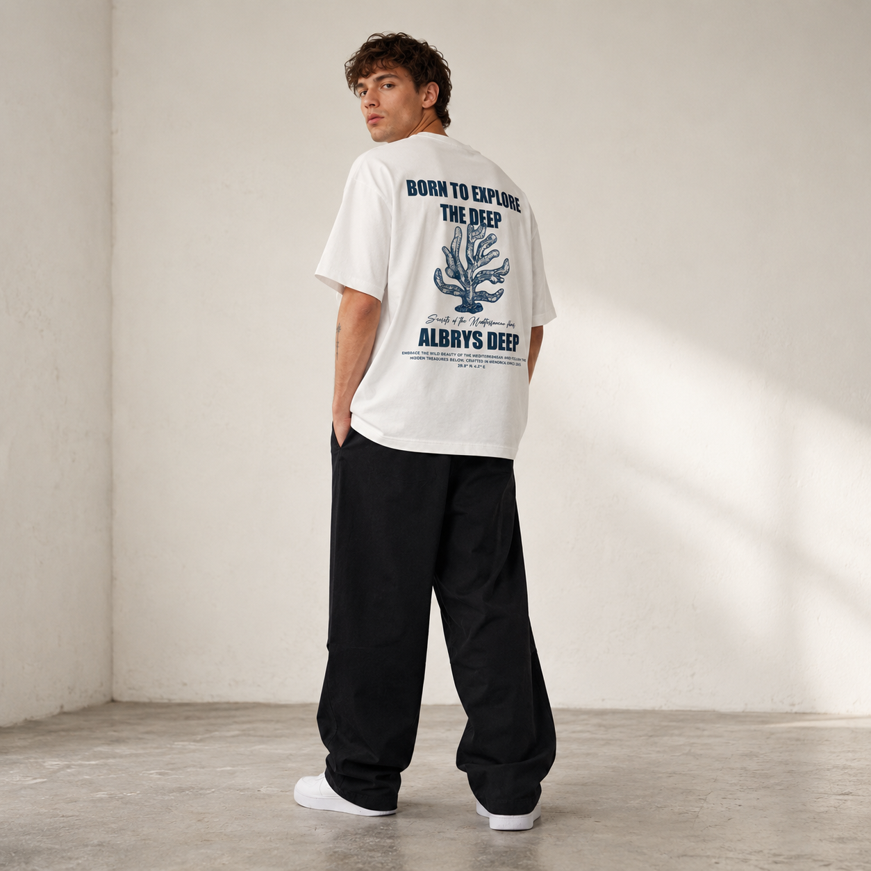 WHITE CORAL TEE