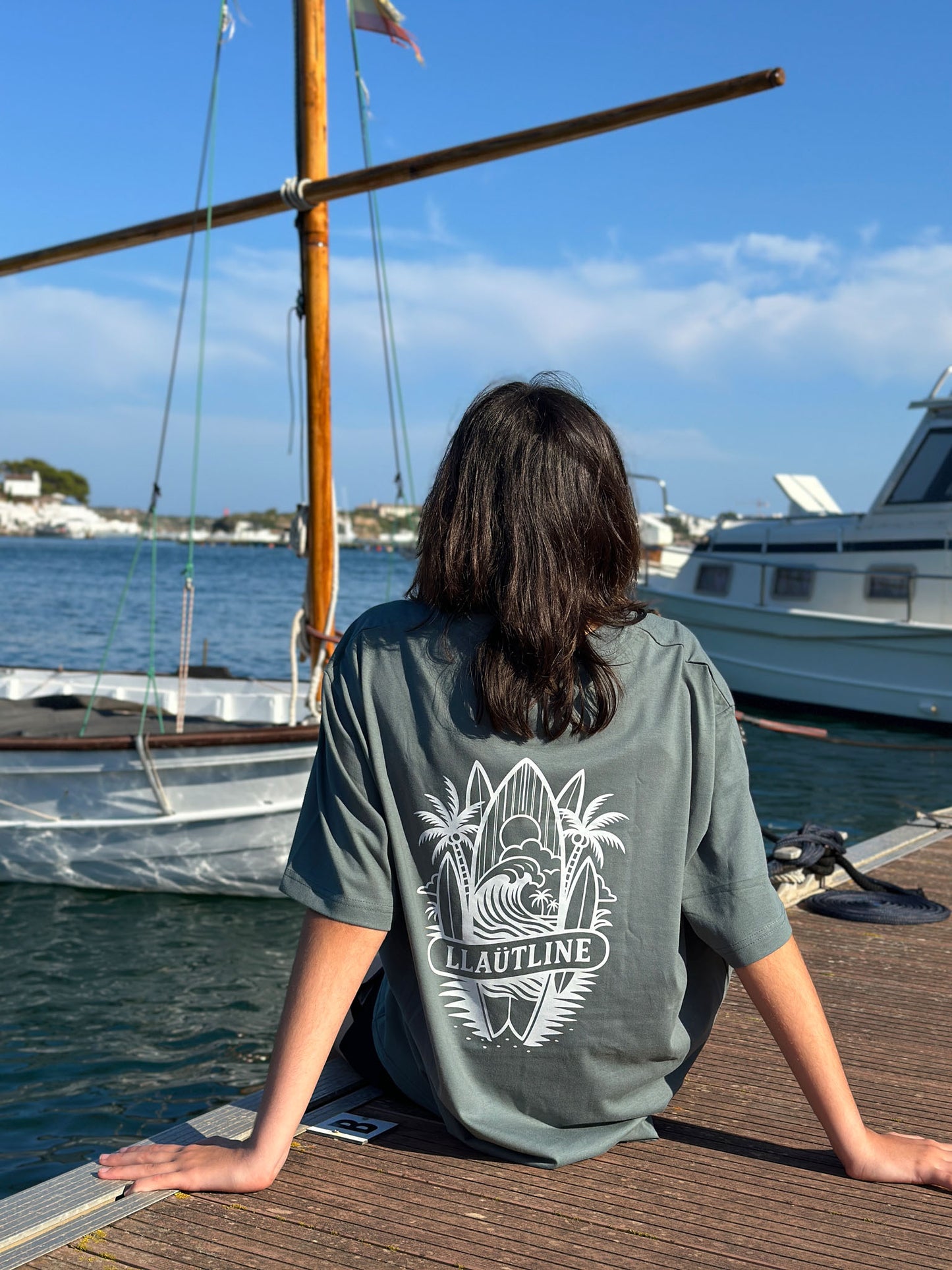 Camiseta Oversize color verde| Llaüt Line Urban | Estilo Náutico Mediterráneo