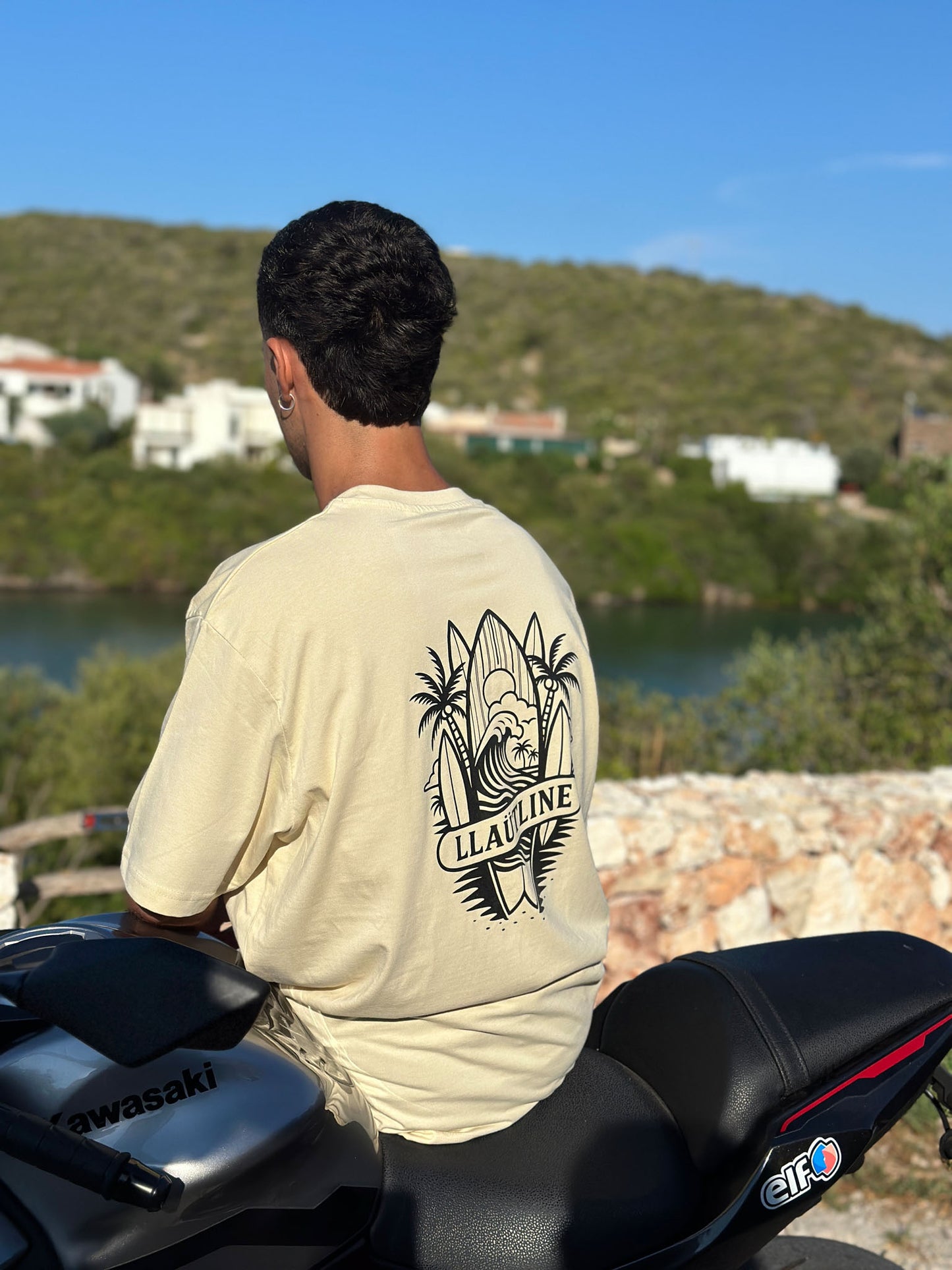 Camiseta Oversize color arena | Llaüt Line Urban | Estilo Náutico Mediterráneo